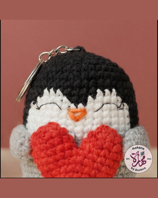 Penguin with Heart (Keychain / Bag Charm)