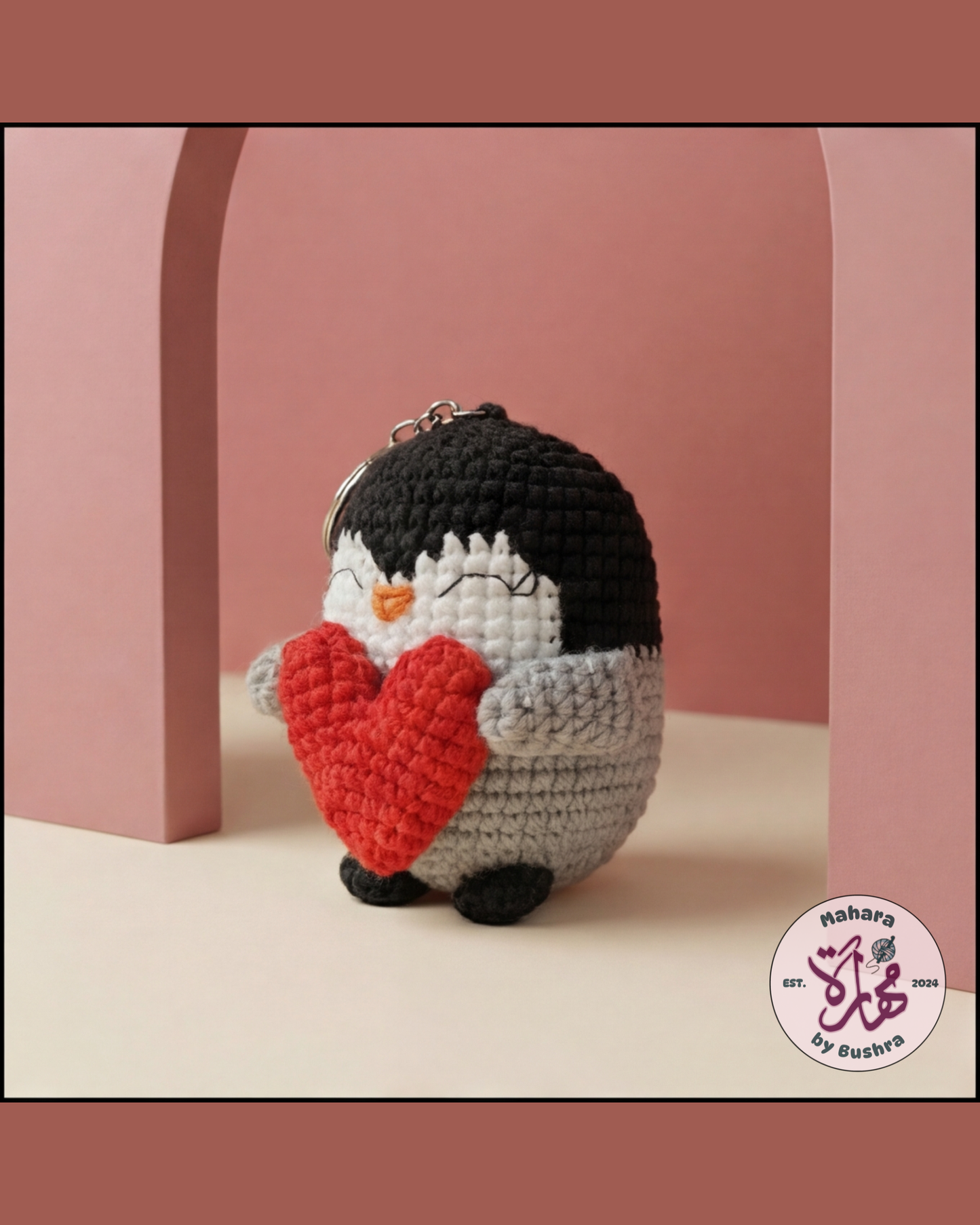 Penguin with Heart (Keychain / Bag Charm)