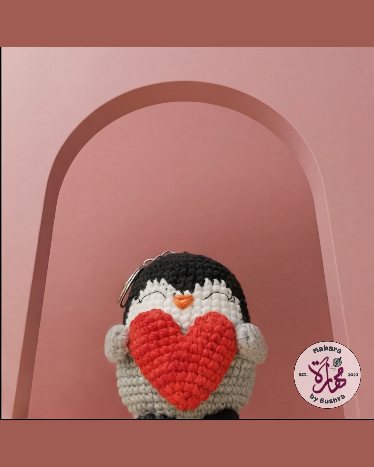 Penguin with Heart (Keychain / Bag Charm)