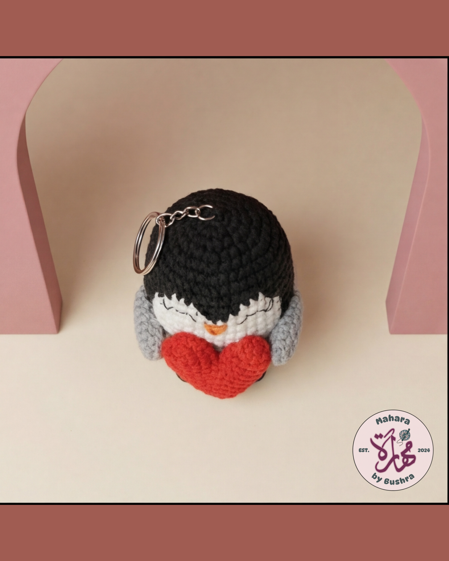 Penguin with Heart (Keychain / Bag Charm)